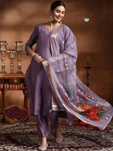 Royal Viscose Suit Set