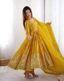 Classic Anarkali Set Elegant Look with Dupatta