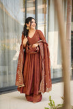 Elegance Chinon Complete Suit Set
