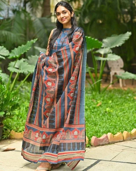 Stylish Pure Cotton Comfortable Suit