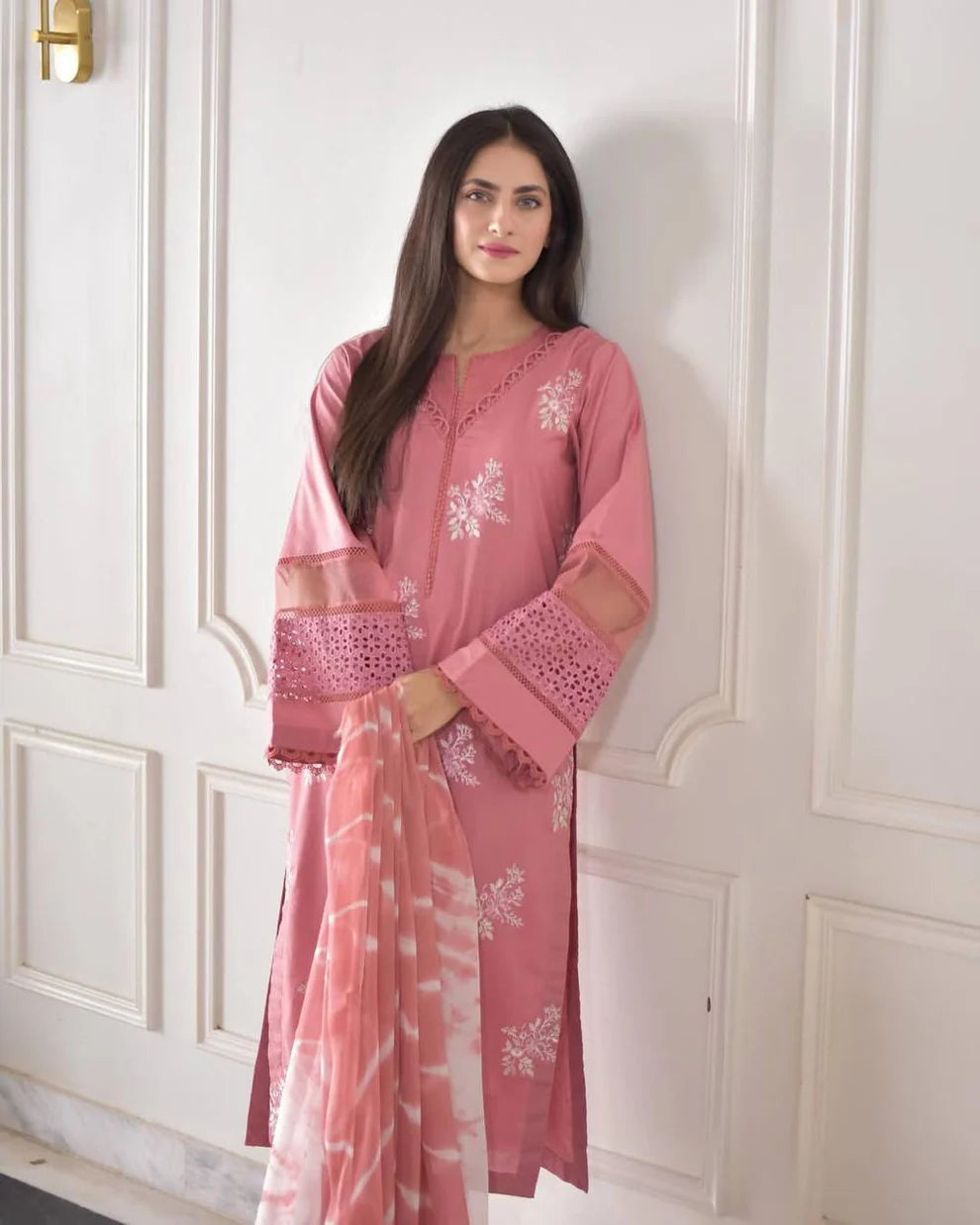 Pakistani Suit Roman Silk Embroidery Work