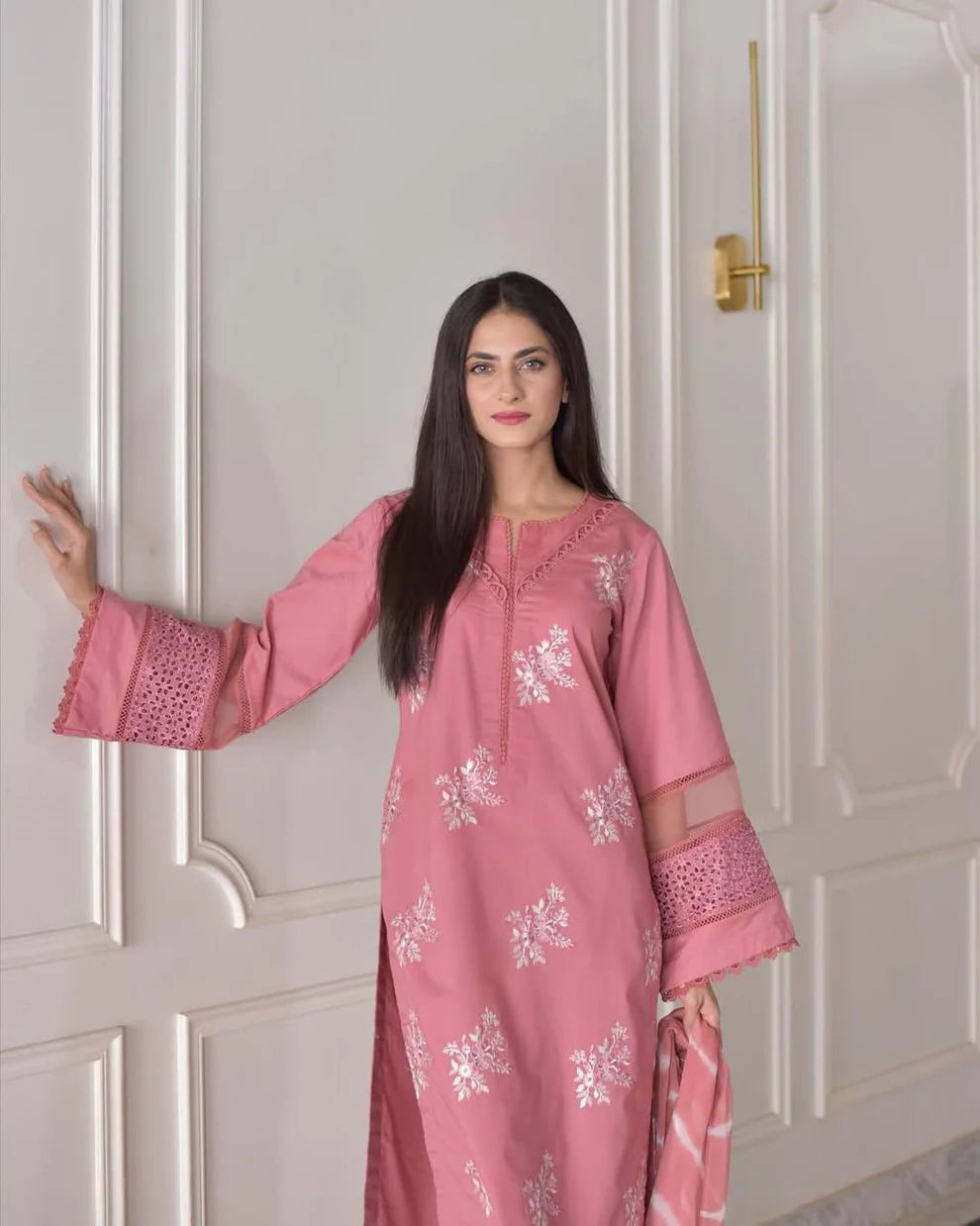 Pakistani Suit Roman Silk Embroidery Work